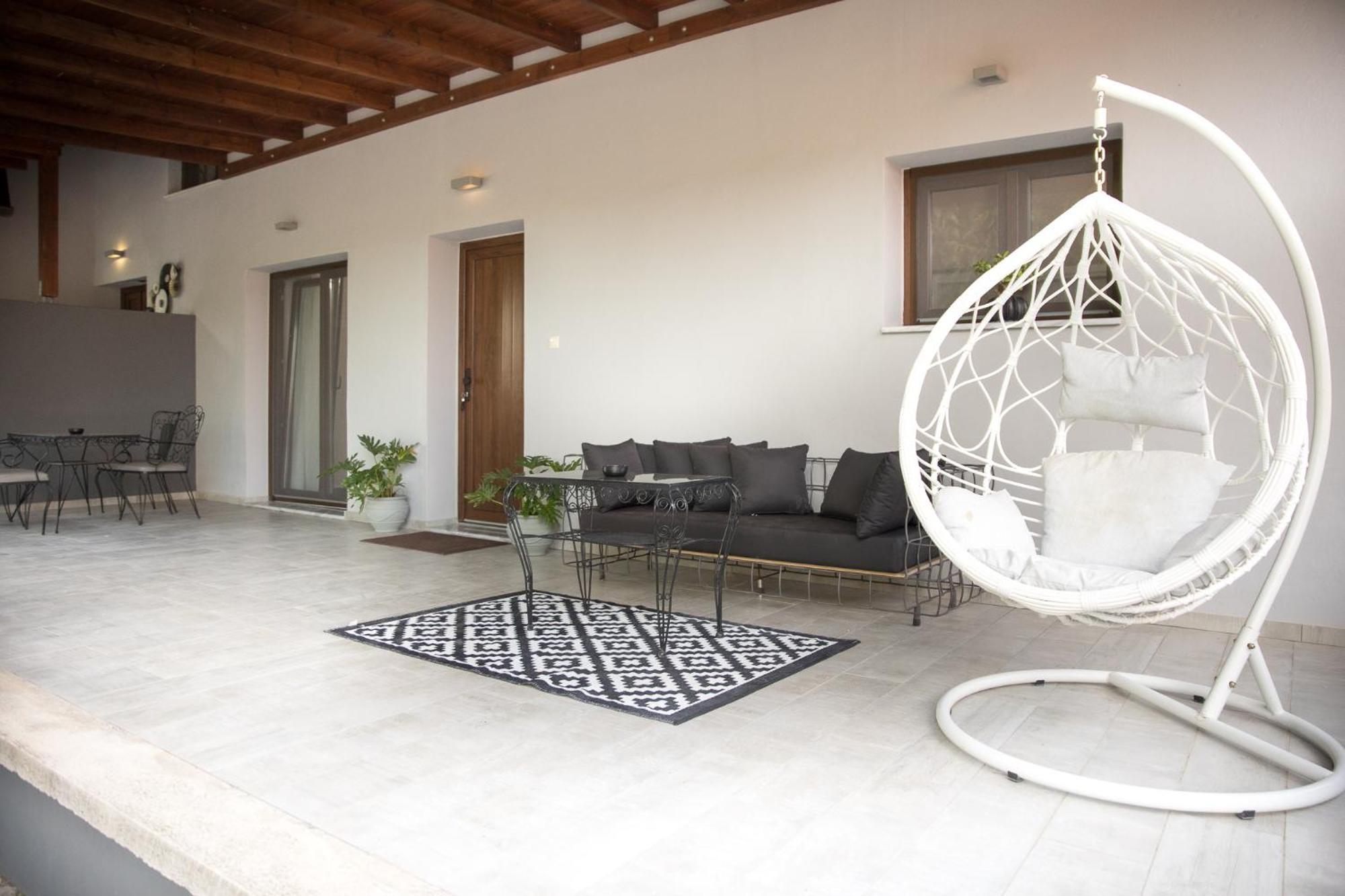 Countryside Luxury Studios Káto Lekhónia Extérieur photo