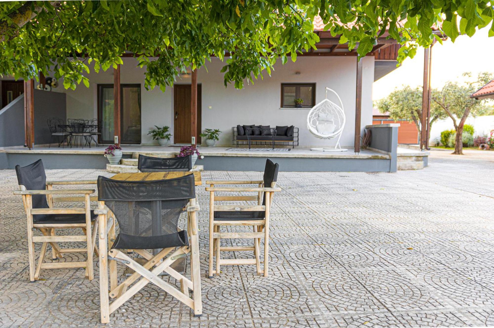 Countryside Luxury Studios Káto Lekhónia Extérieur photo